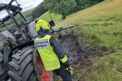 20230623 Traktorbrand in Nöstach/Hafnerberg NÖ Bezirk BADEN