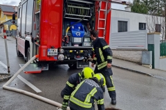 20240312 S2 Gewässerverunreinigung in Berndorf Veitsau Bezirk BADEN NÖ