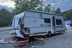 20260829_Verkehrsunfall auf der B18 bei Hirtenberg Bezirk BADEN NÖ